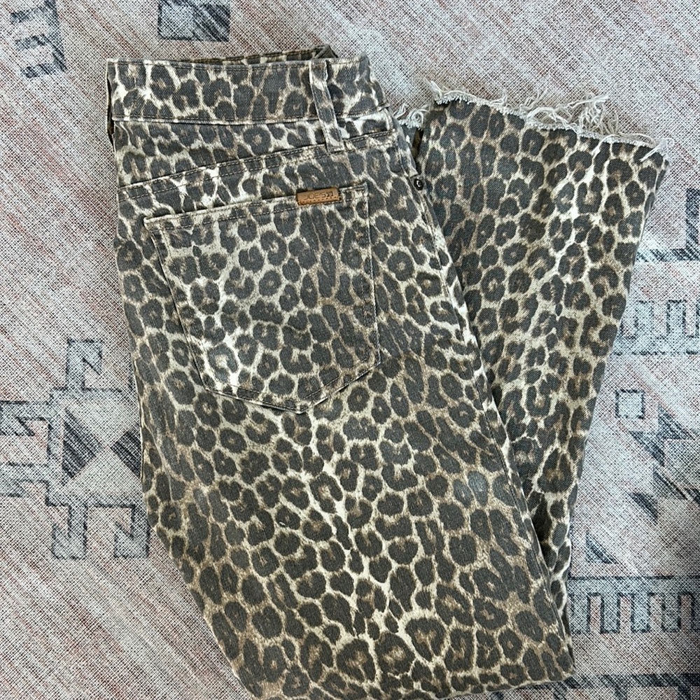 Leopard print denim pants